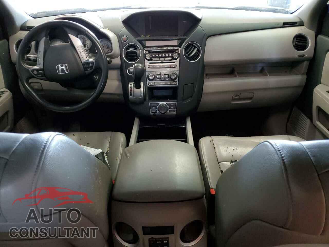 HONDA PILOT 2014 - 5FNYF4H99EB011079