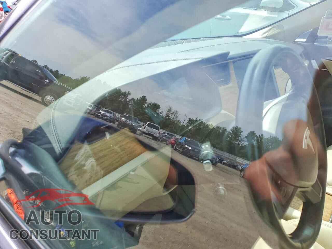 TESLA MODEL S 2018 - 5YJSA1E2XJF297822