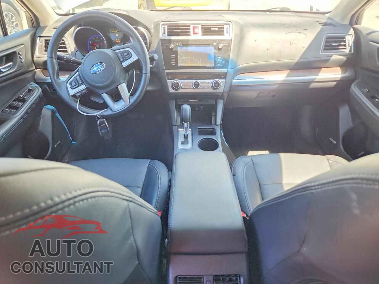 SUBARU OUTBACK 2017 - 4S4BSENC9H3400583