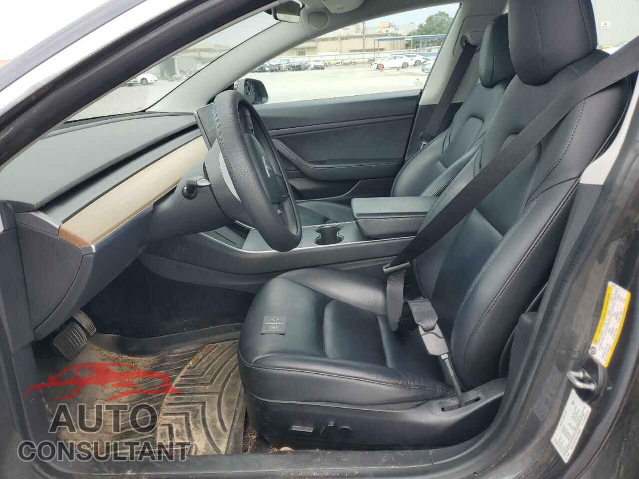 TESLA MODEL 3 2020 - 5YJ3E1EA1LF784832