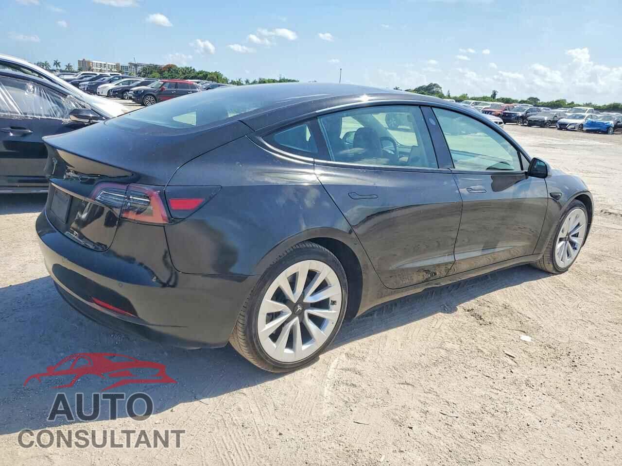 TESLA MODEL 3 2022 - 5YJ3E1EA6NF372439