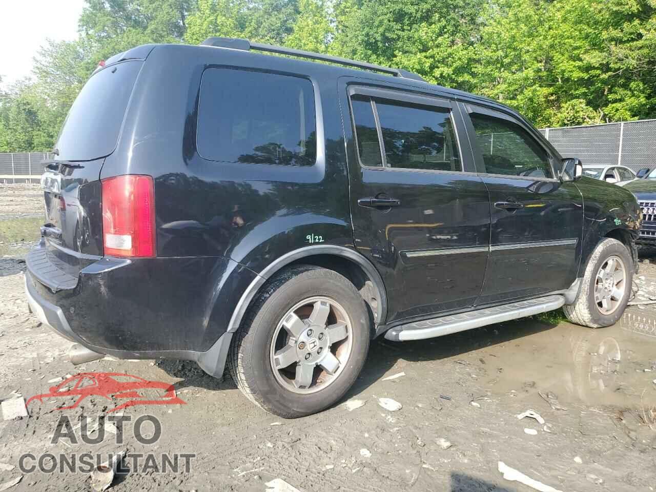 HONDA PILOT 2011 - 5FNYF4H92BB090512