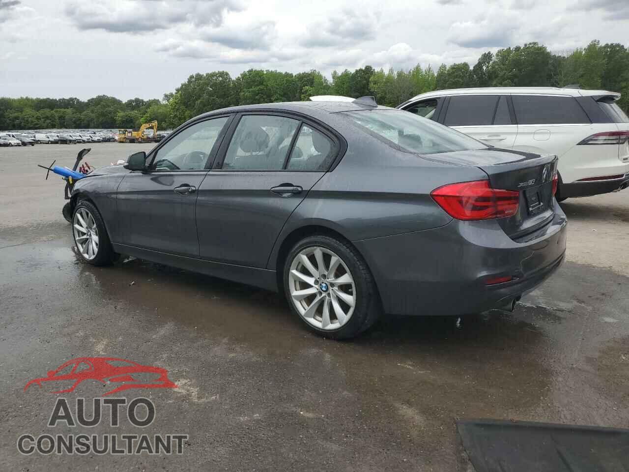BMW 3 SERIES 2018 - WBA8A3C5XJA498953