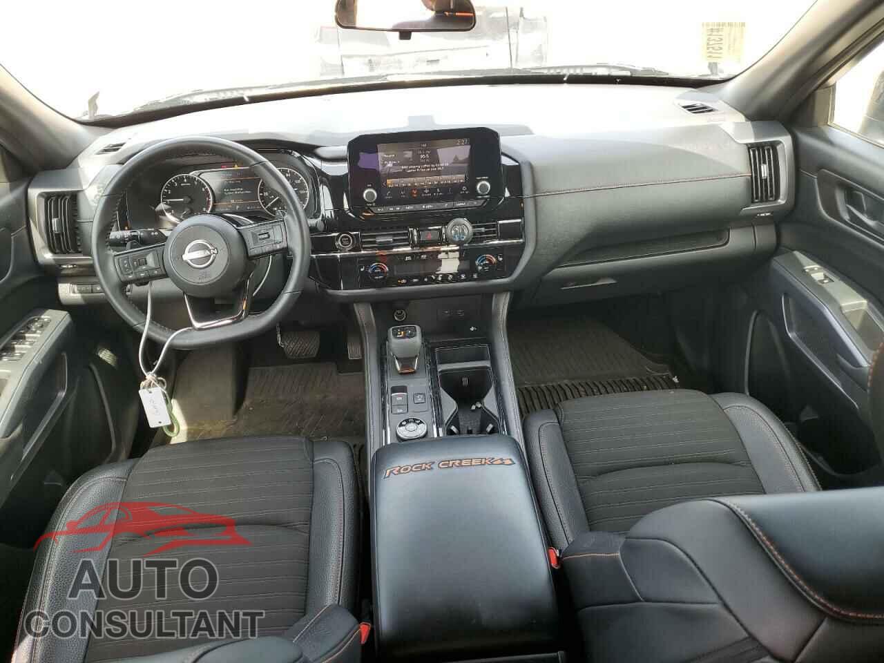 NISSAN PATHFINDER 2023 - 5N1DR3BD5PC205746