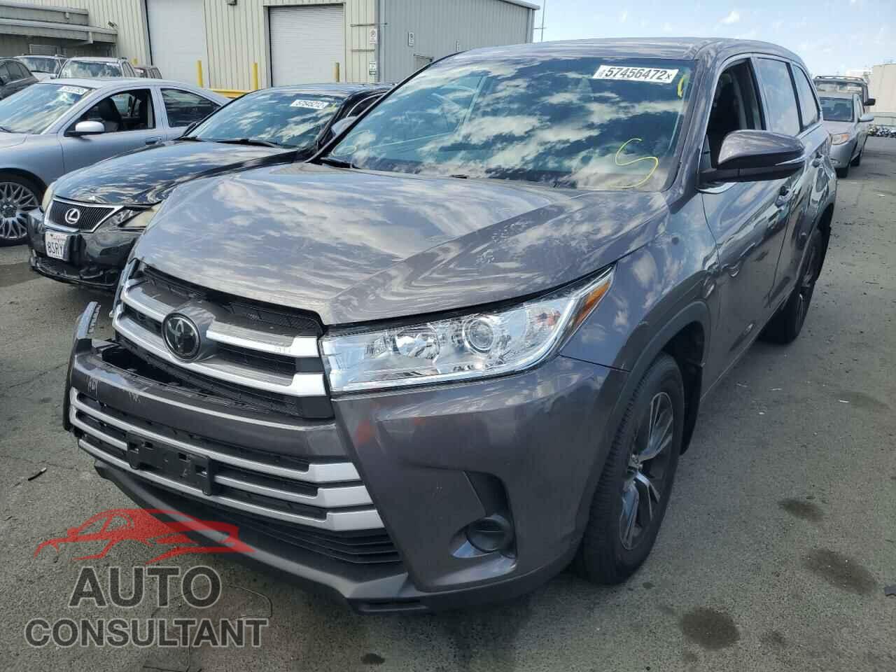TOYOTA HIGHLANDER 2018 - 5TDBZRFH4JS826039