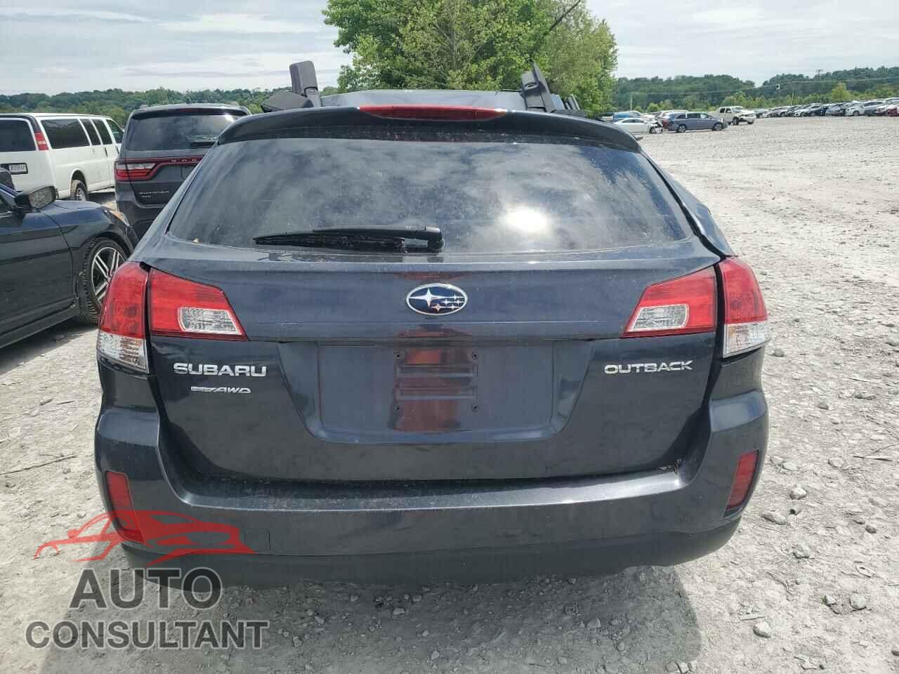 SUBARU OUTBACK 2013 - 4S4BRBCC6D3200817