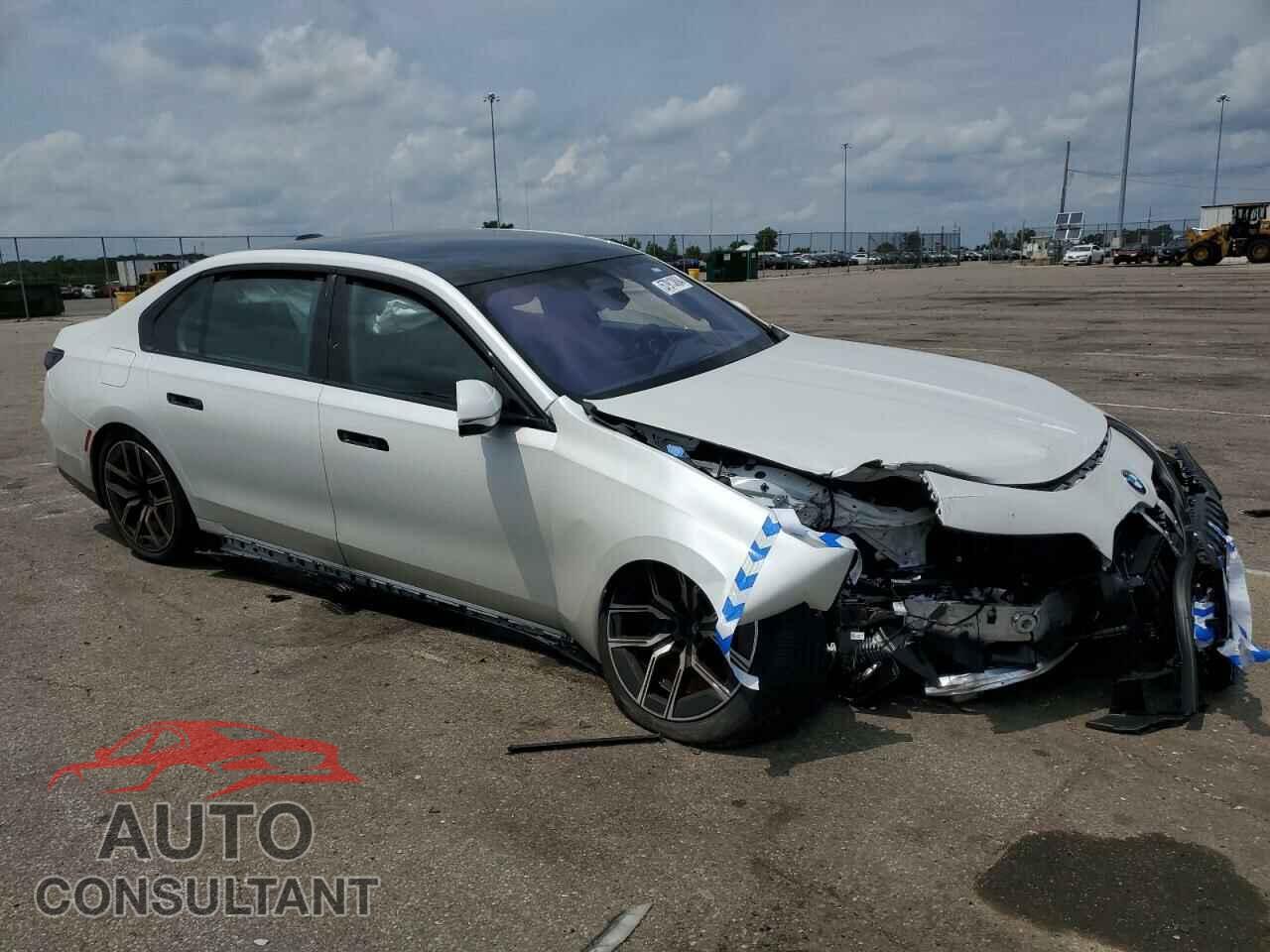 BMW 760 XI 2023 - WBA33EJ00PCN15523