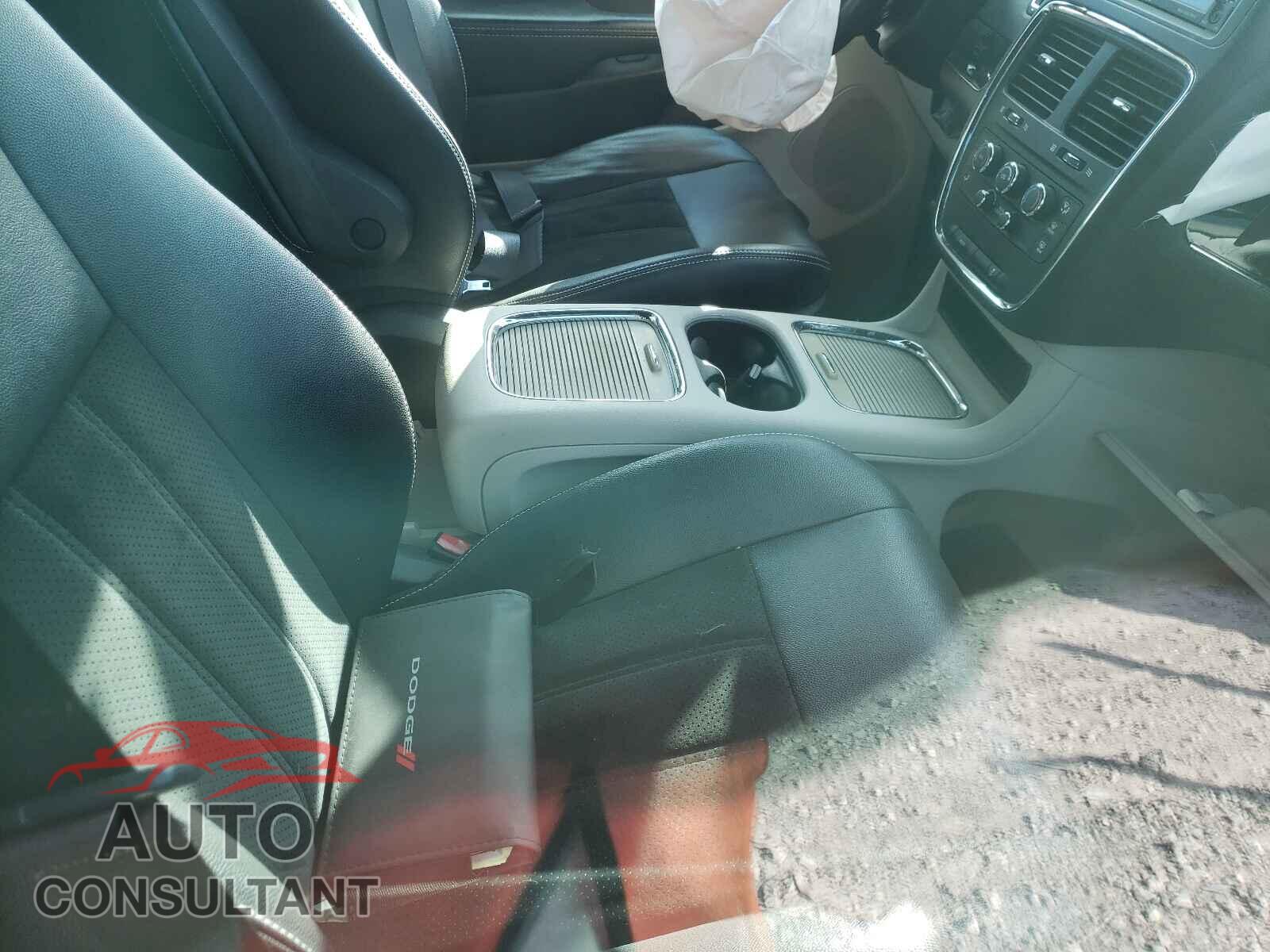 DODGE GRAND CARA 2017 - 2C4RDGCG5HR808651