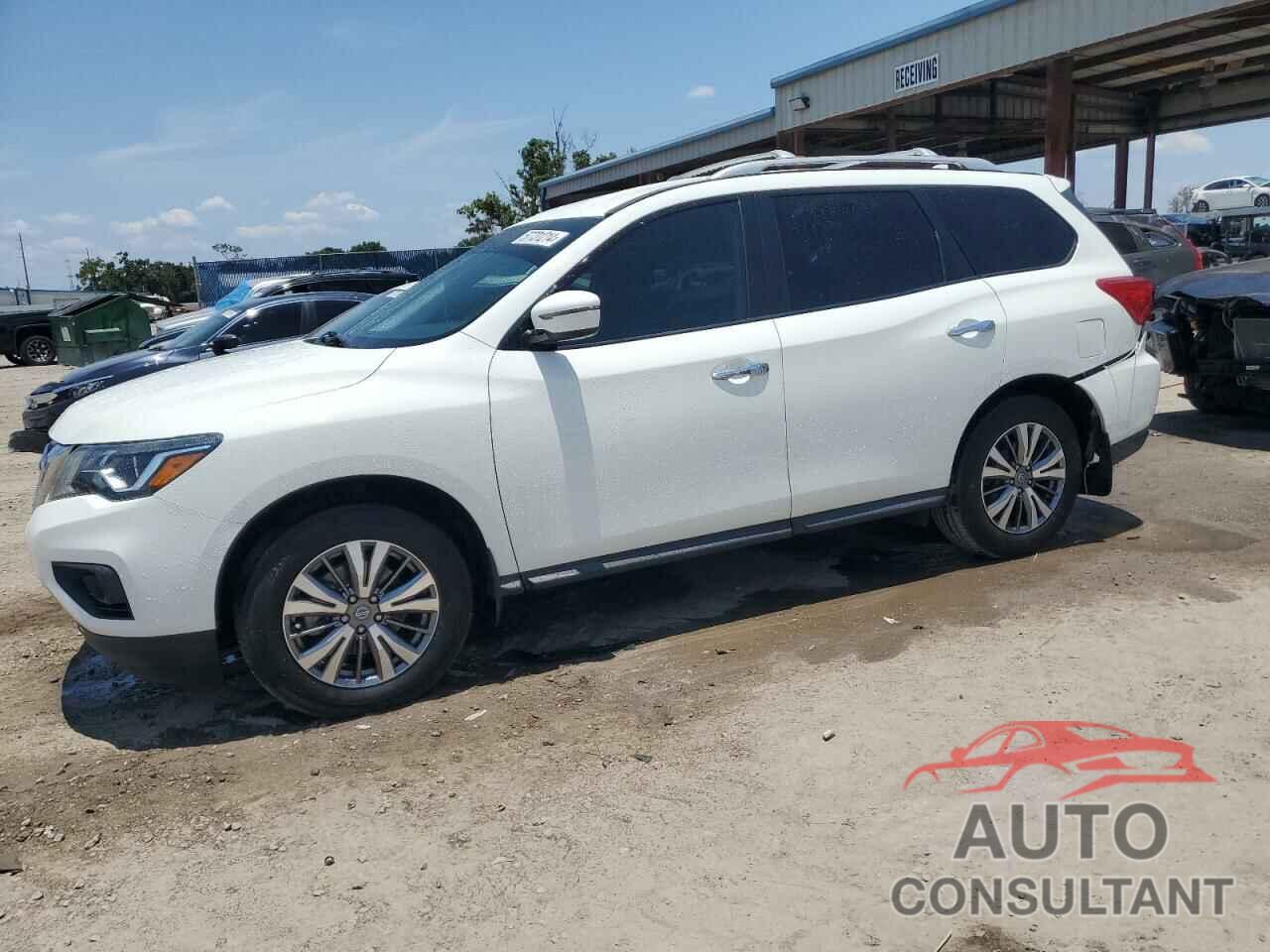 NISSAN PATHFINDER 2019 - 5N1DR2MN0KC638951