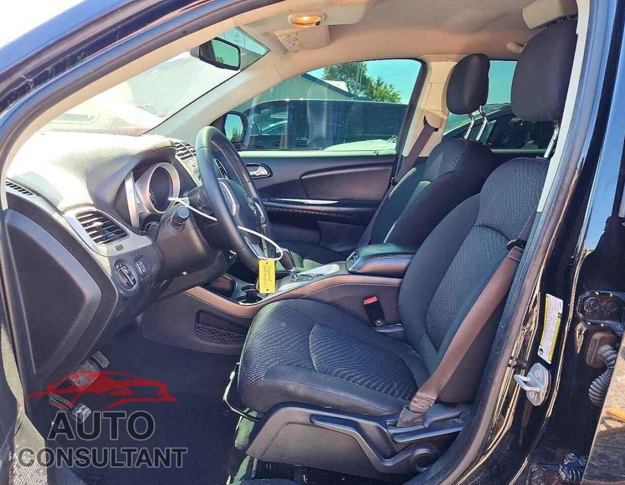 DODGE JOURNEY 2019 - 3C4PDCBBXKT844846