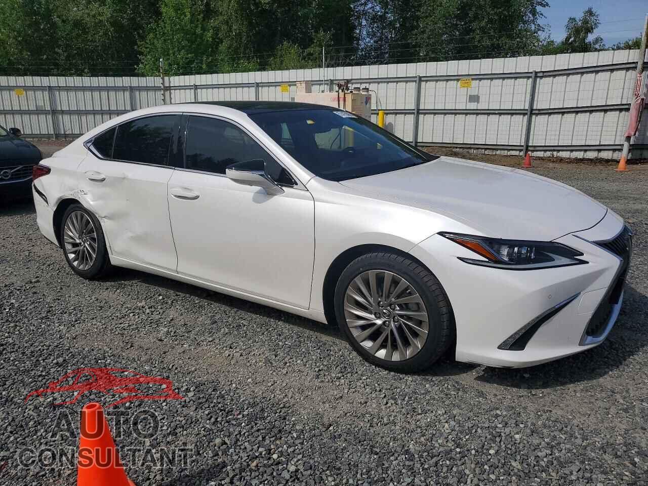 LEXUS ES350 2019 - JTHBZ1B14K2004374
