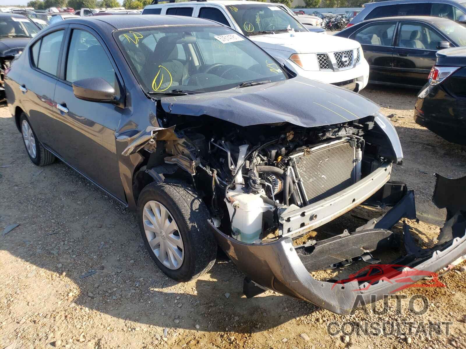 NISSAN VERSA 2018 - 3N1CN7AP3JL869962