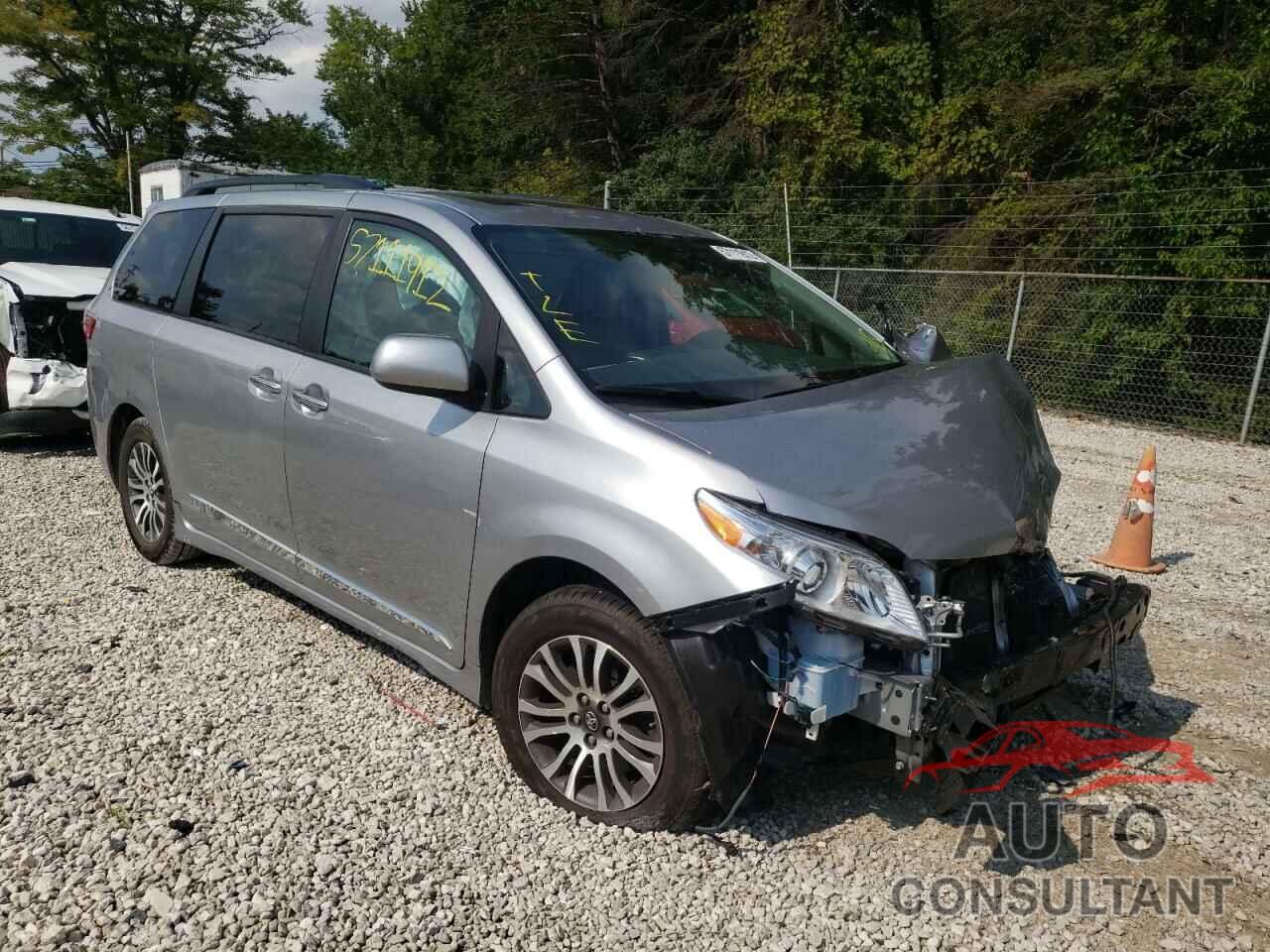 TOYOTA SIENNA 2018 - 5TDYZ3DC4JS955638