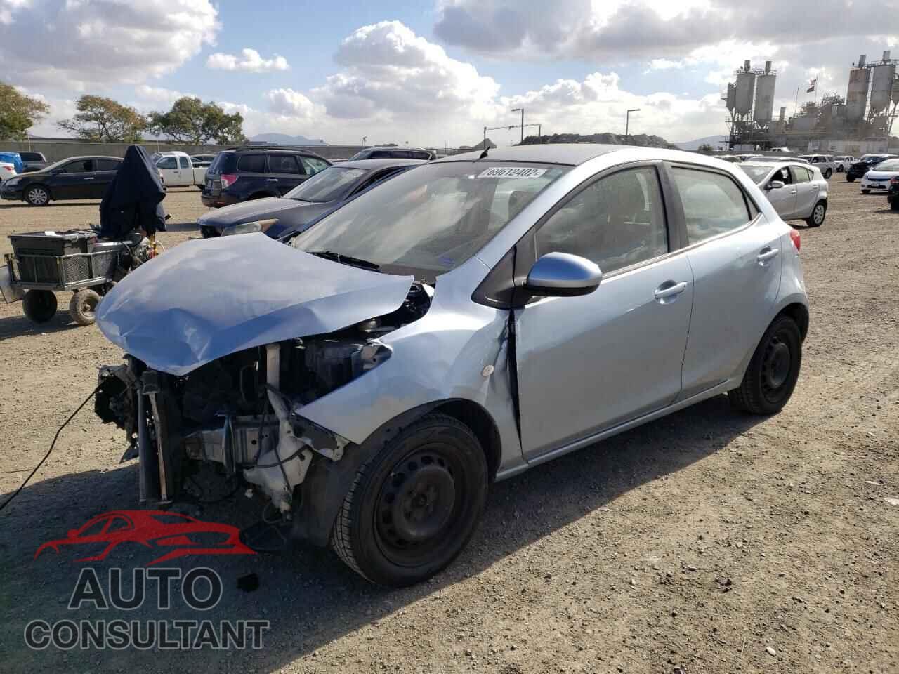 MAZDA 2 2013 - JM1DE1KY0D0154645