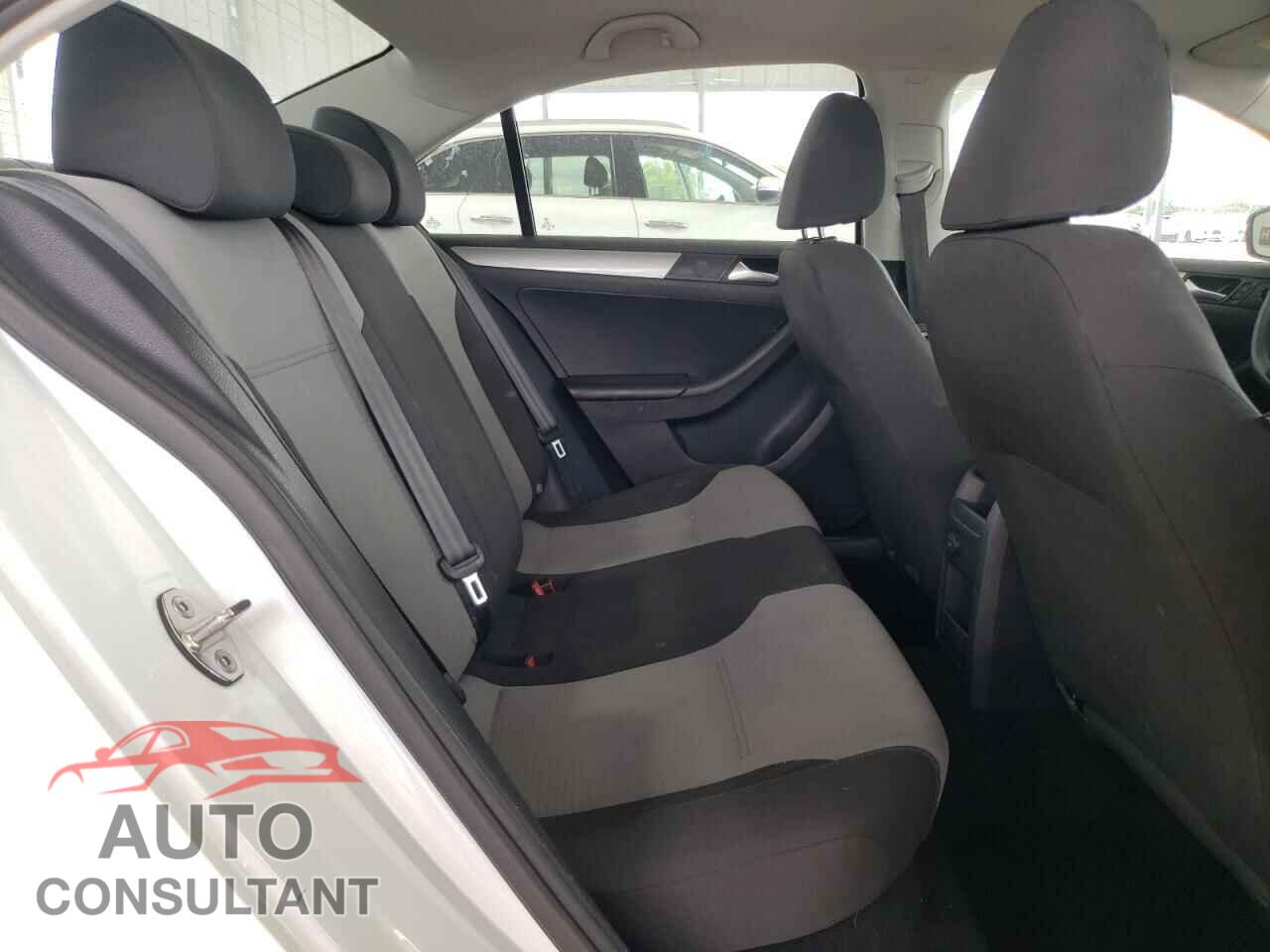 VOLKSWAGEN JETTA 2017 - 3VW2B7AJ9HM368962
