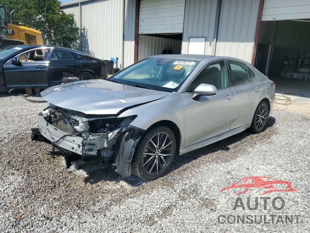 TOYOTA CAMRY 2021 - 4T1G11AK2MU409337