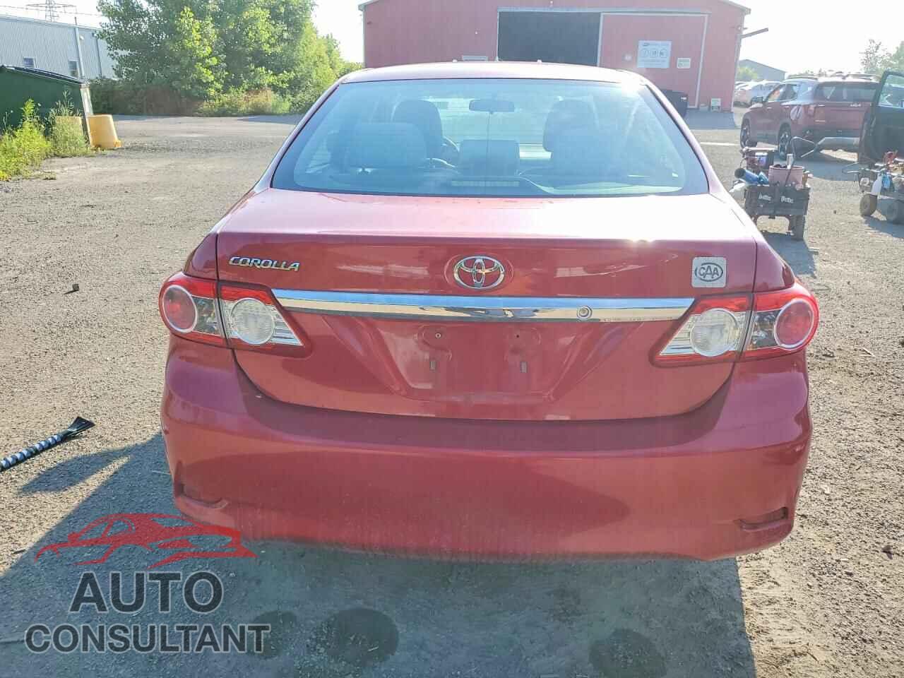 TOYOTA COROLLA 2013 - 2T1BU4EE9DC103941