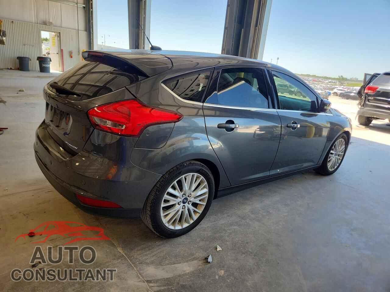 FORD FOCUS 2017 - 1FADP3N22HL349170