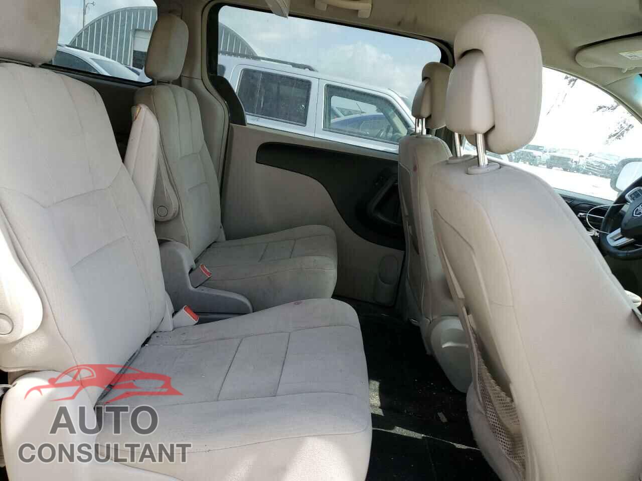 DODGE CARAVAN 2011 - 2D4RN5DG8BR672073
