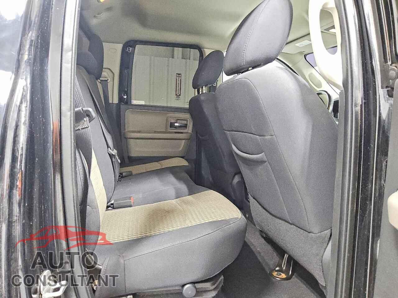 DODGE RAM 1500 2012 - 1C6RD7GT2CS155153
