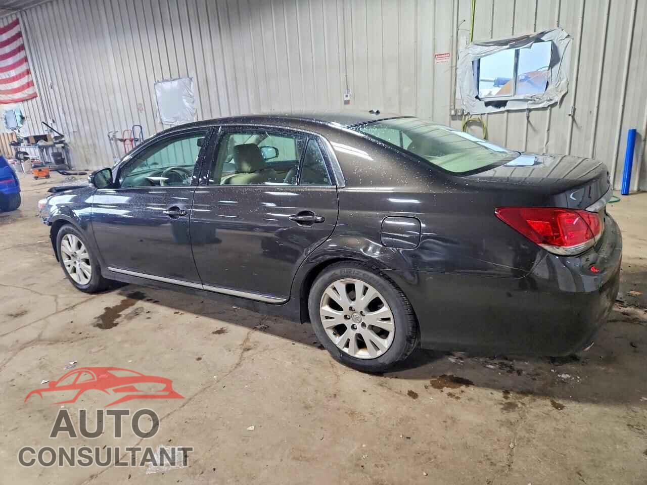 TOYOTA AVALON 2011 - 4T1BK3DB5BU395624