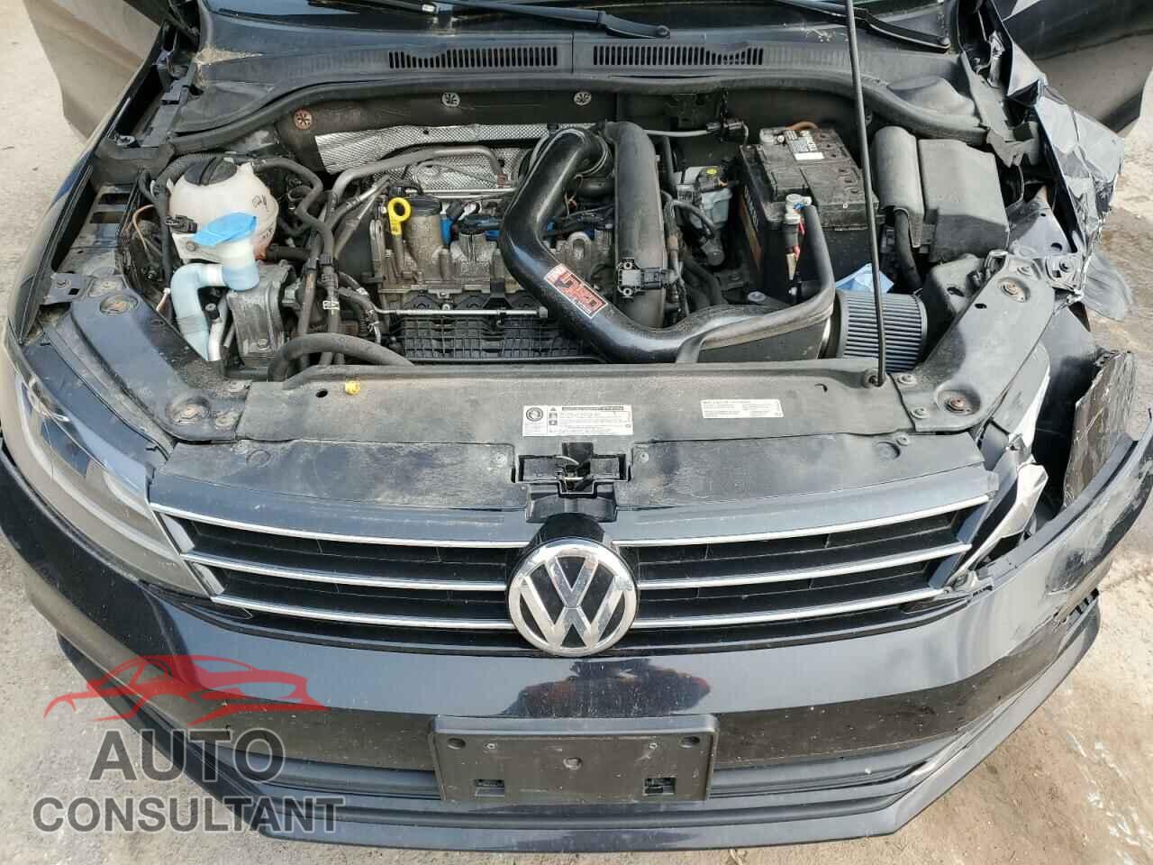 VOLKSWAGEN JETTA 2017 - 3VW2B7AJXHM275271