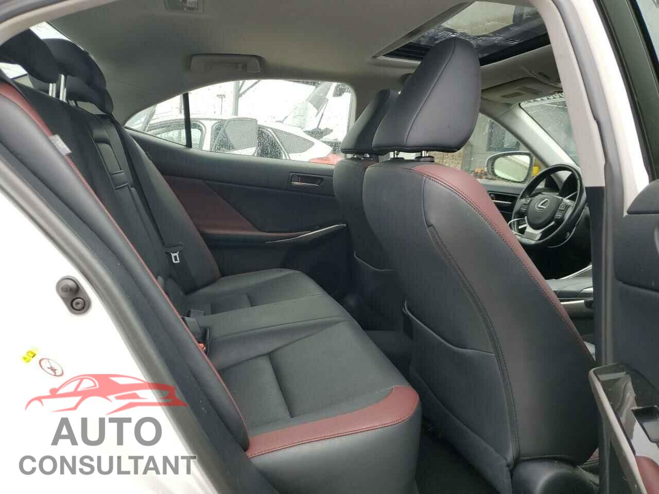 LEXUS IS 2017 - JTHBA1D27H5047384