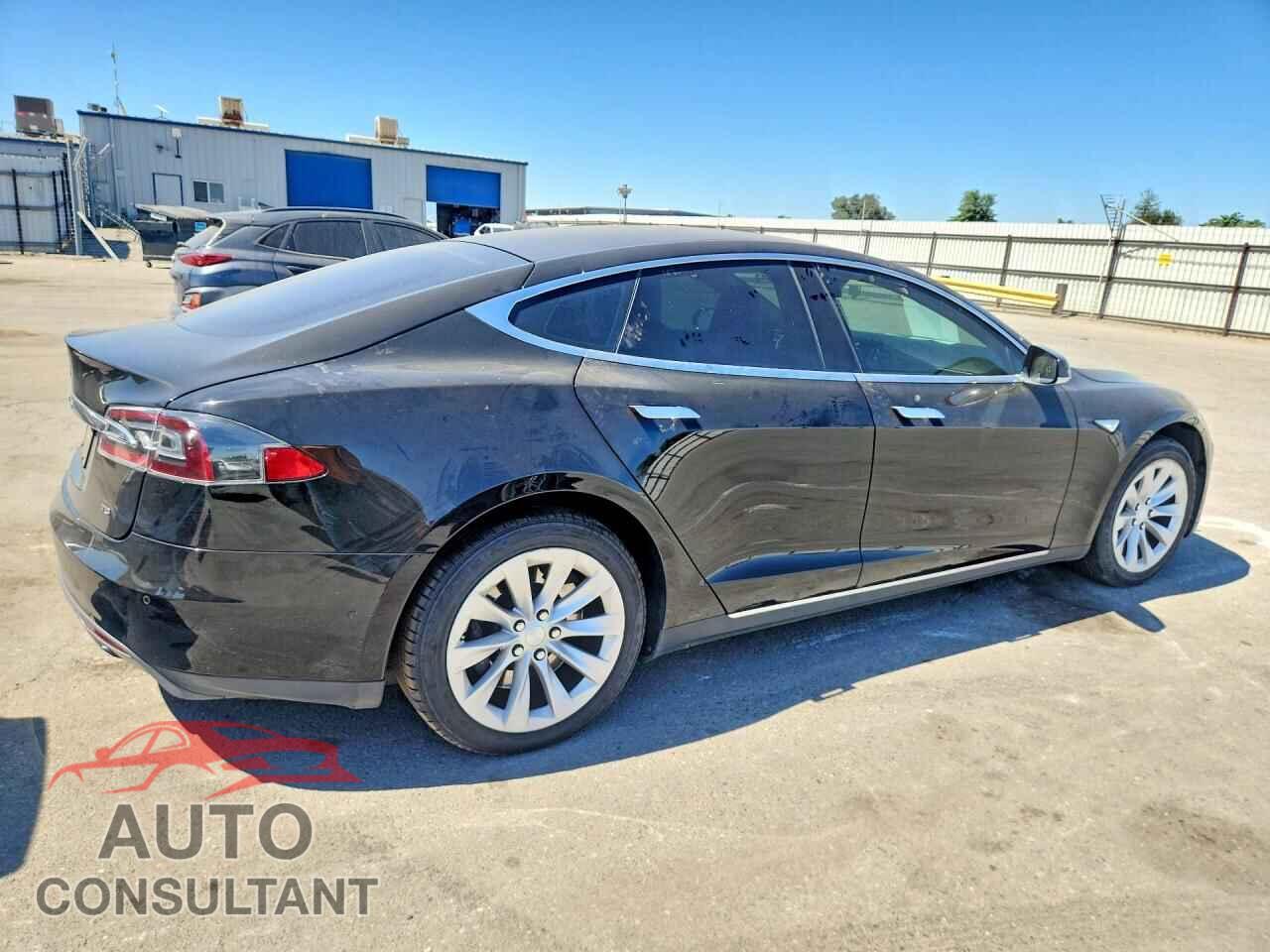 TESLA MODEL S 2016 - 5YJSA1E13GF132985
