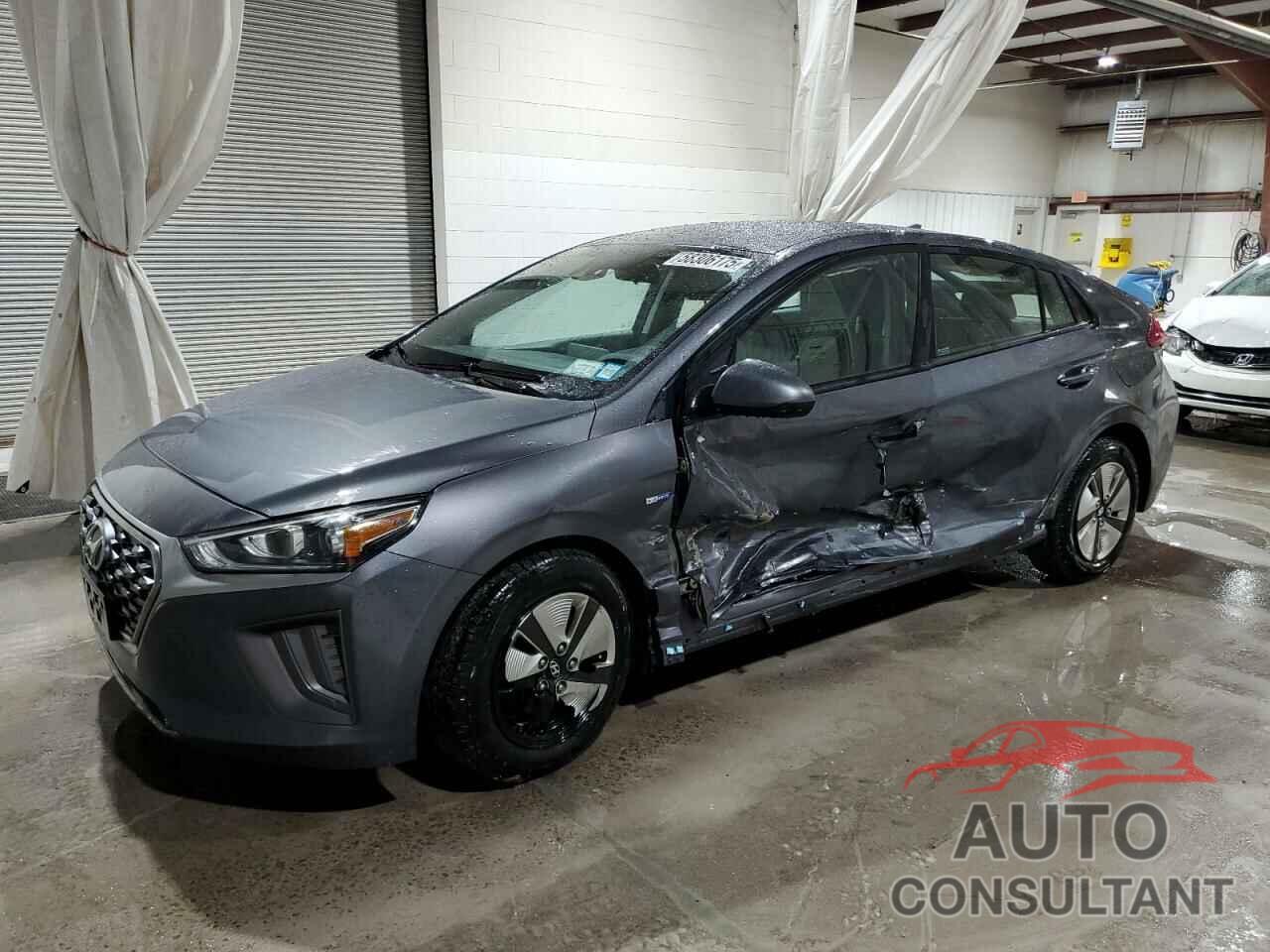 HYUNDAI IONIQ 2020 - KMHC65LC8LU186345