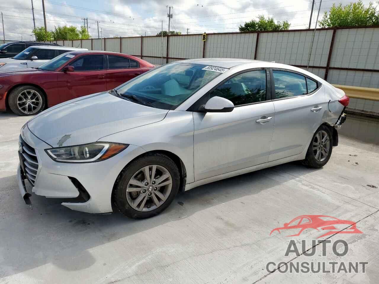 HYUNDAI ELANTRA 2018 - 5NPD84LF1JH223895