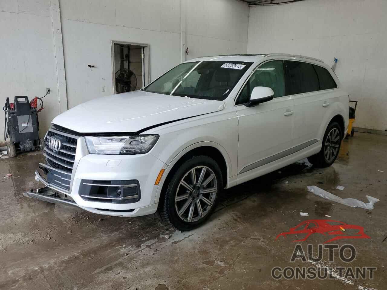 AUDI Q7 2018 - WA1LAAF70JD003327