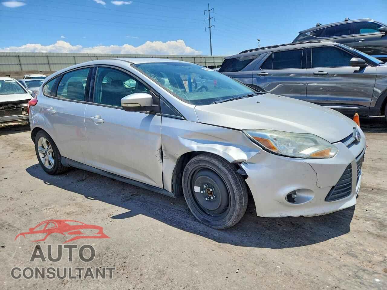 FORD FOCUS 2014 - 1FADP3K2XEL313596