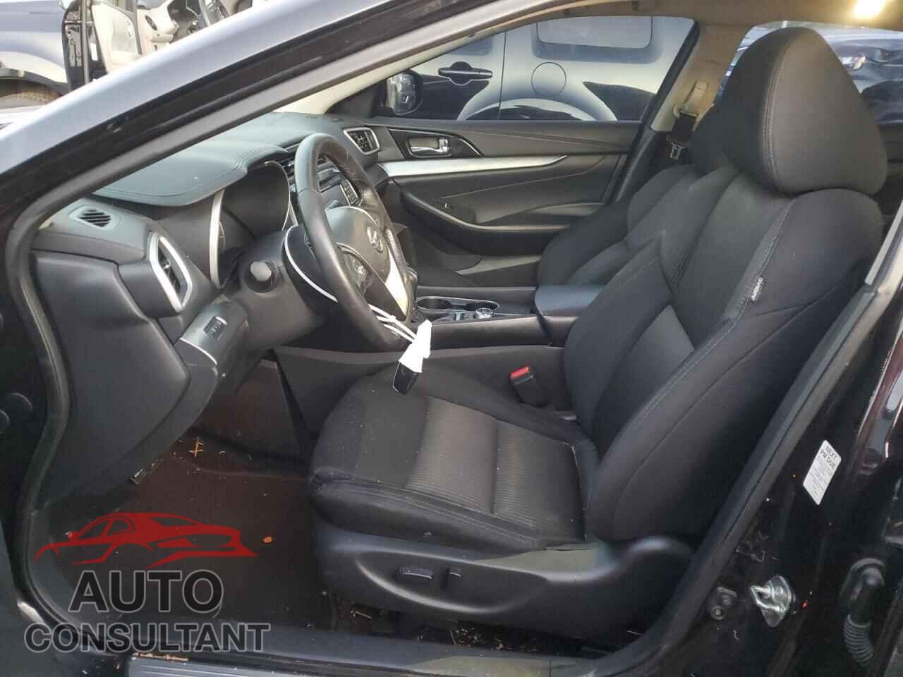 NISSAN MAXIMA 2017 - 1N4AA6AP1HC367117