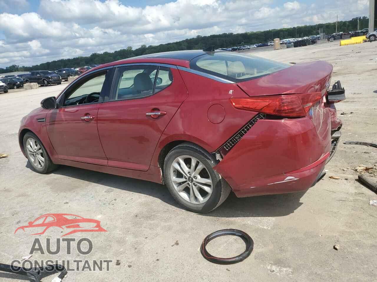 KIA OPTIMA 2011 - KNAGN4A76B5084136