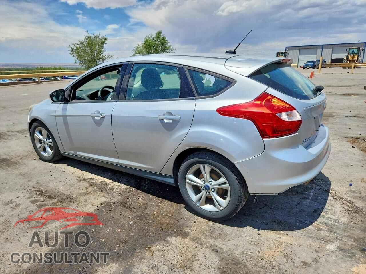 FORD FOCUS 2014 - 1FADP3K2XEL313596