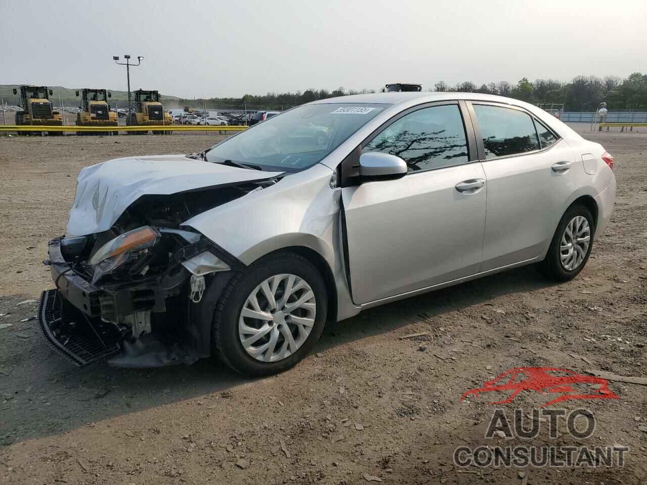 TOYOTA COROLLA 2018 - 2T1BURHE2JC073654