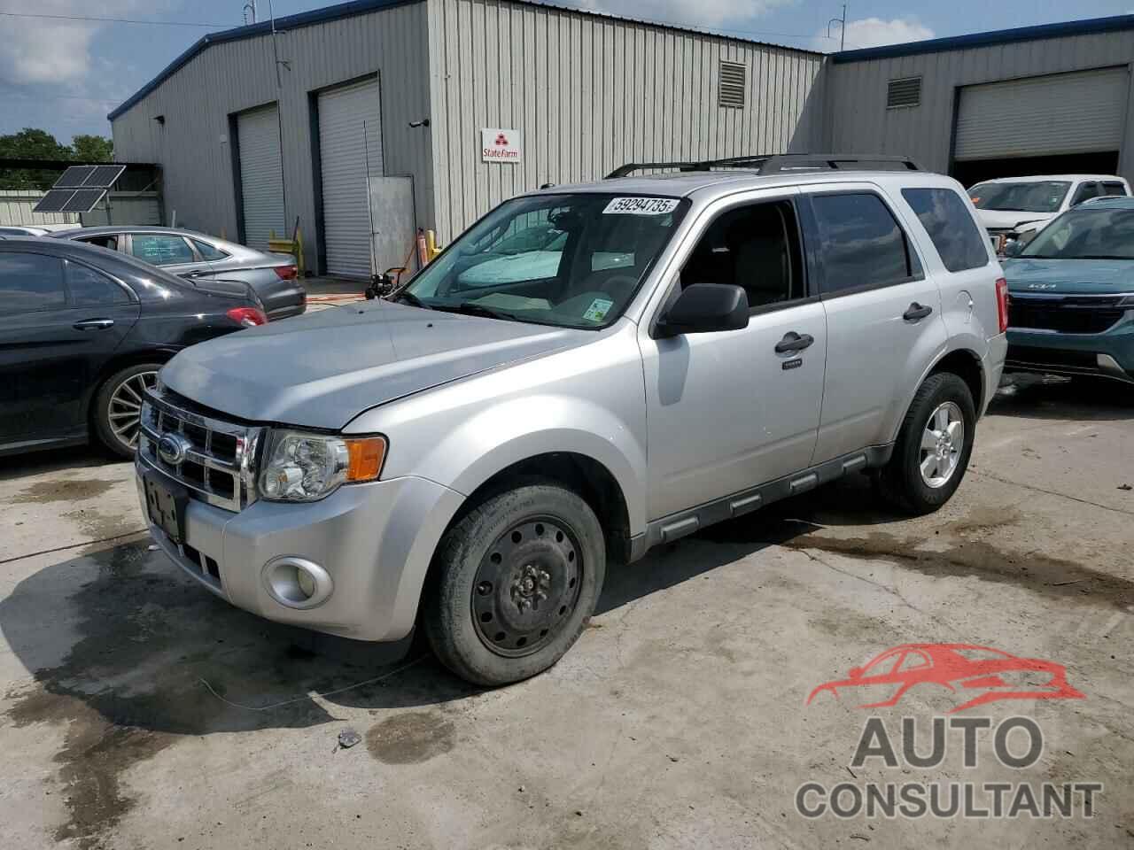FORD ESCAPE 2010 - 1FMCU0DG9AKD32593