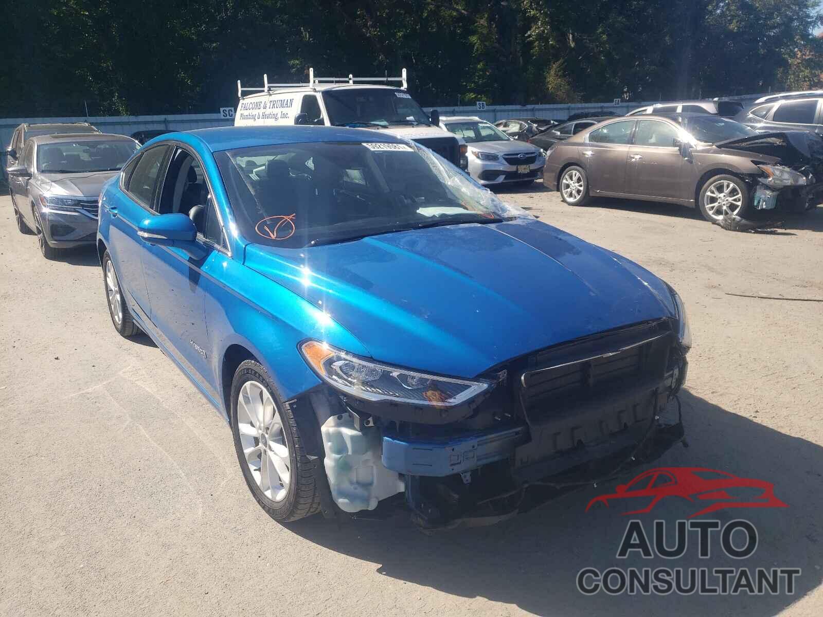 FORD FUSION 2019 - 3FA6P0MU2KR110317