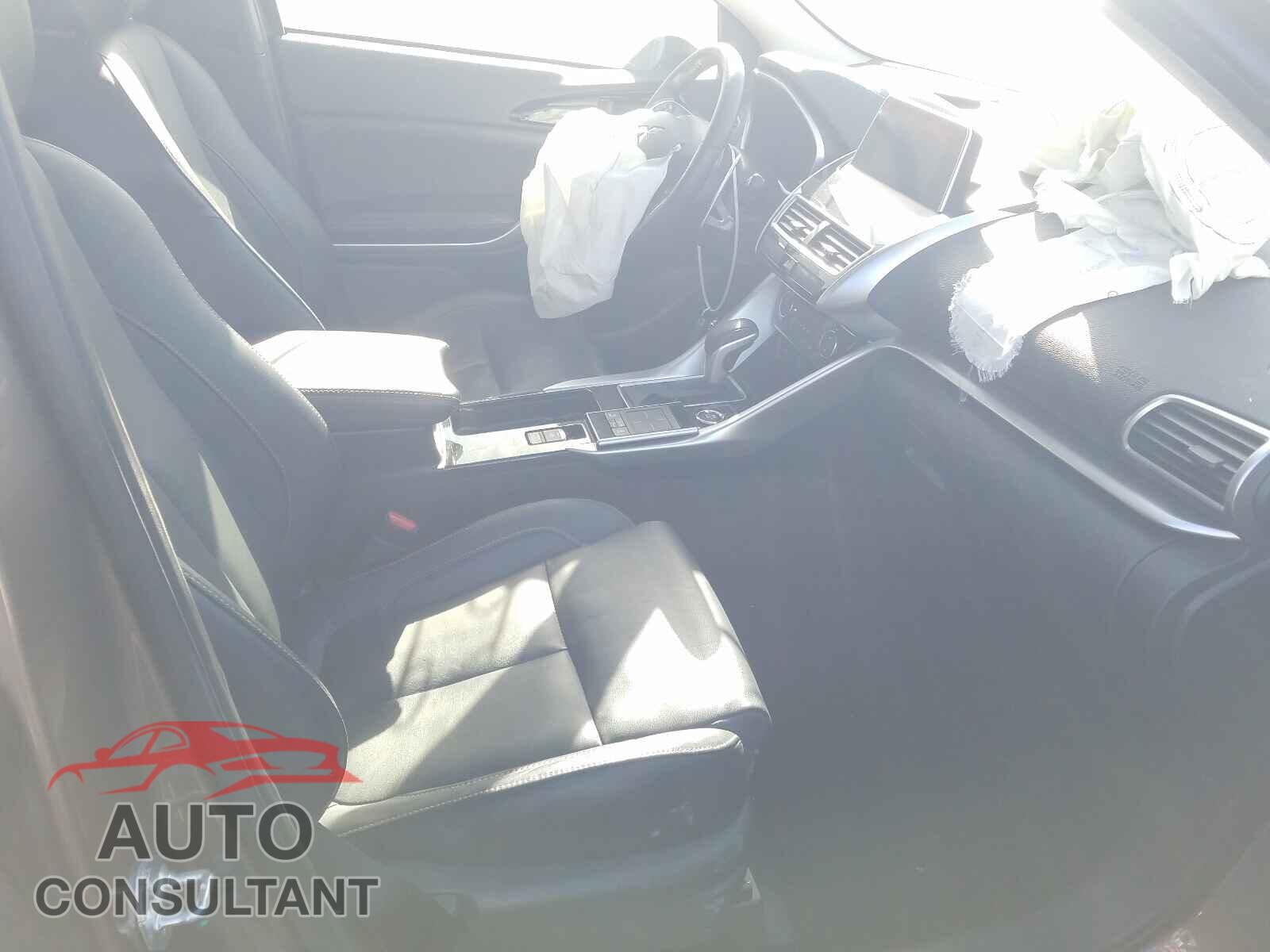 MITSUBISHI ECLIPSE 2019 - JA4AT4AA5KZ603593