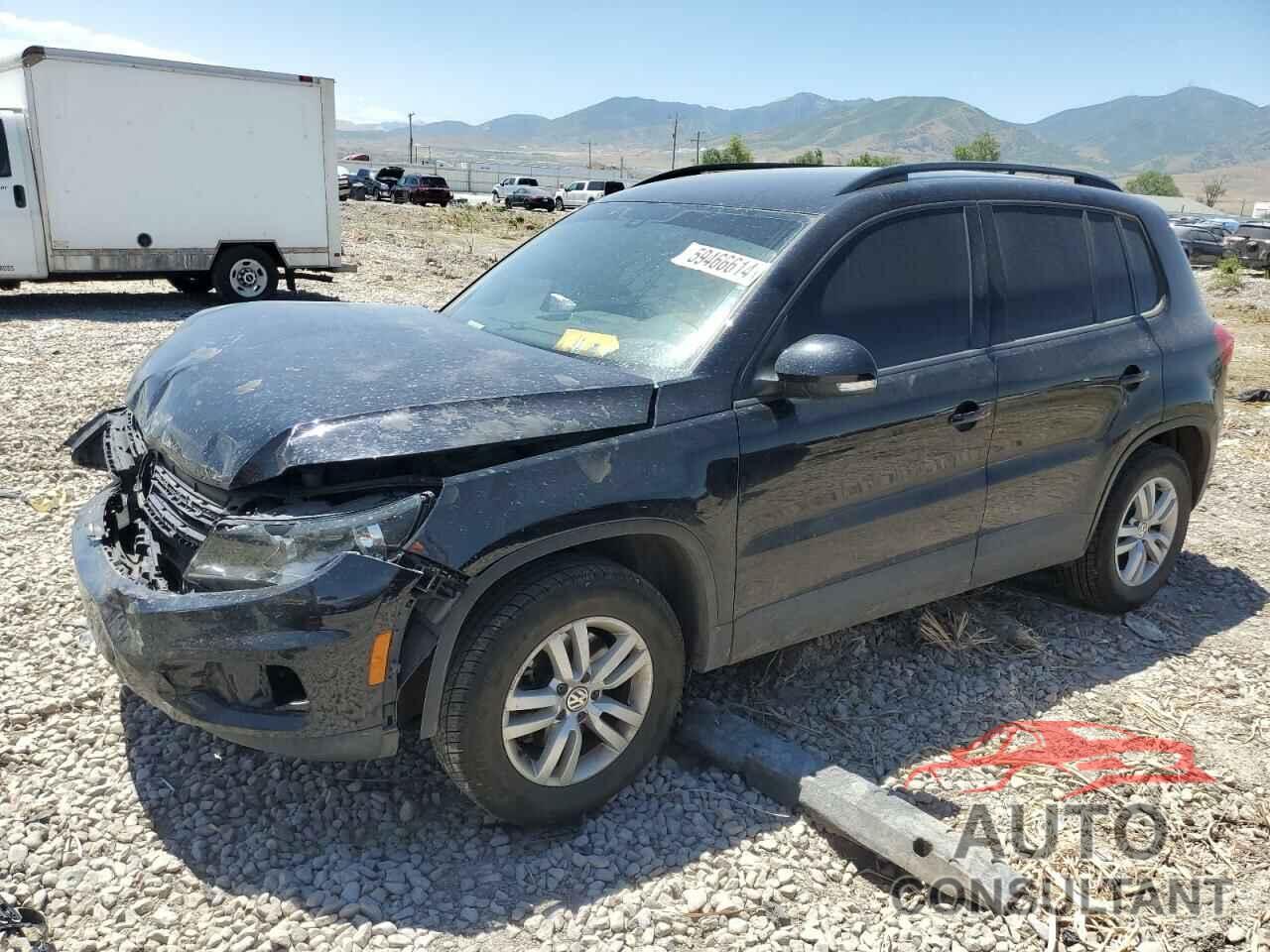 VOLKSWAGEN TIGUAN 2017 - WVGAV7AX0HK018410