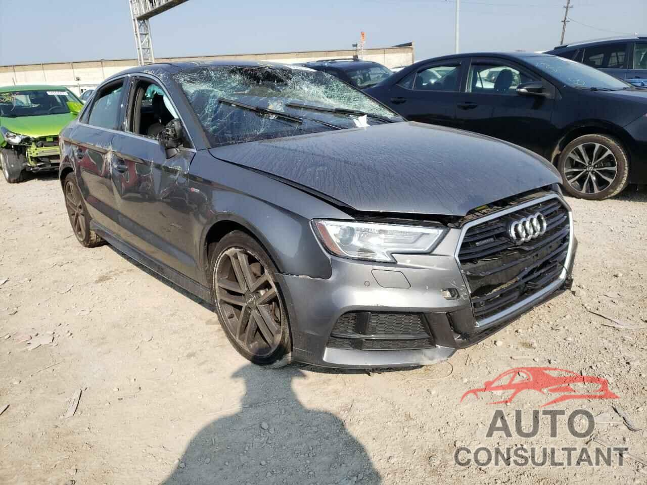 AUDI A3 2017 - WAUJ8GFFXH1038064