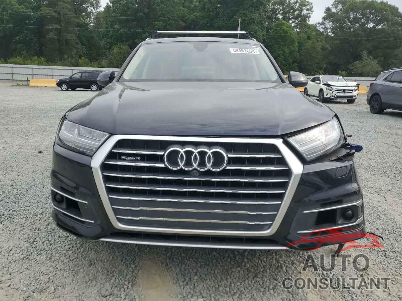 AUDI Q7 2018 - WA1VAAF7XJD010925