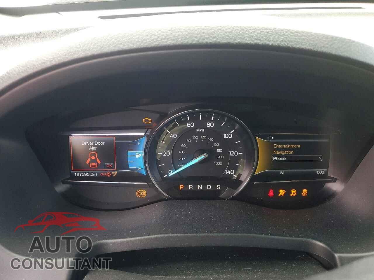 FORD EXPLORER 2017 - 1FM5K7F8XHGE33023