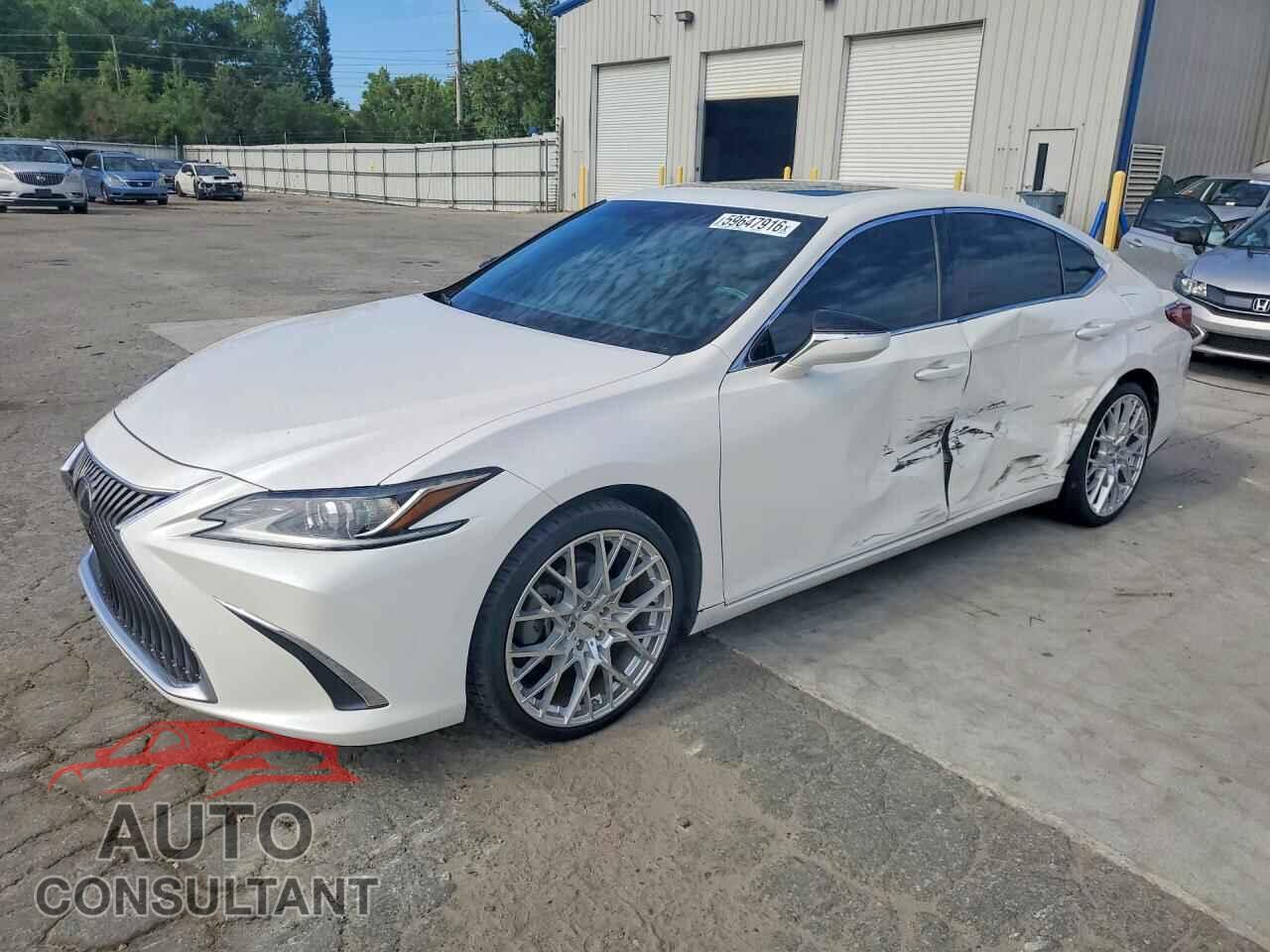 LEXUS ES 2019 - 58ABZ1B18KU045293