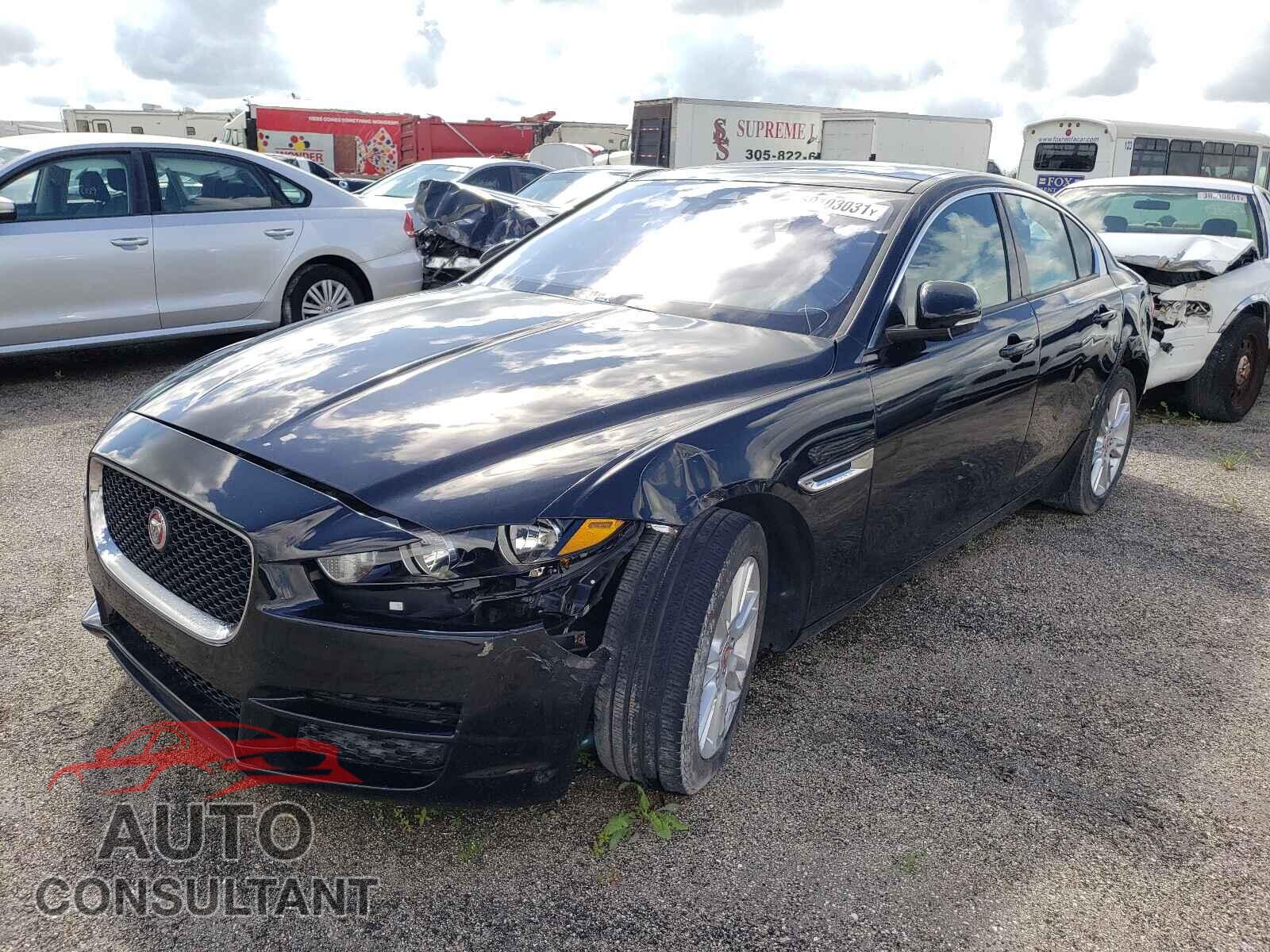 JAGUAR XE 2017 - SAJAD4BN8HCP15340