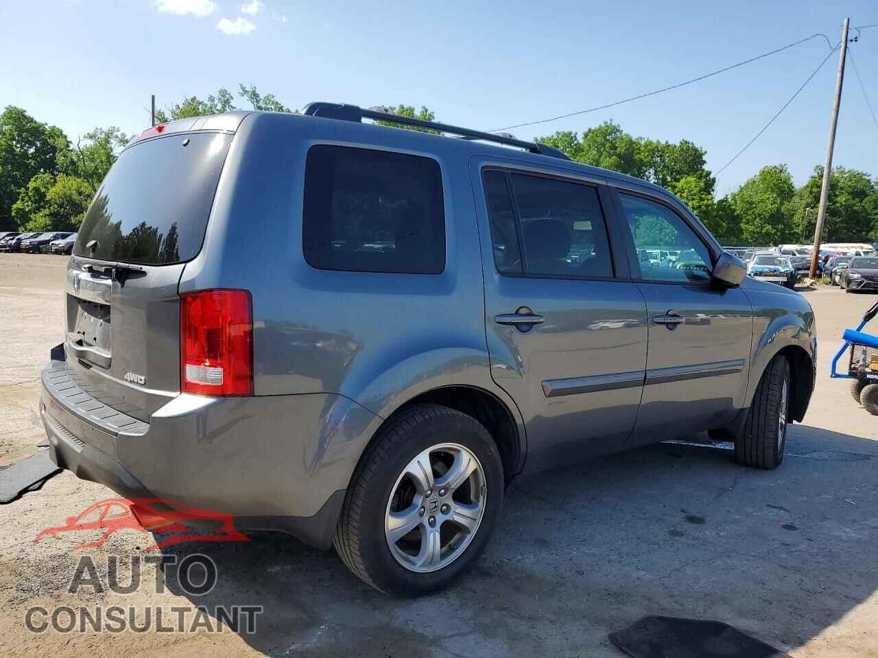 HONDA PILOT 2013 - 5FNYF4H74DB053835
