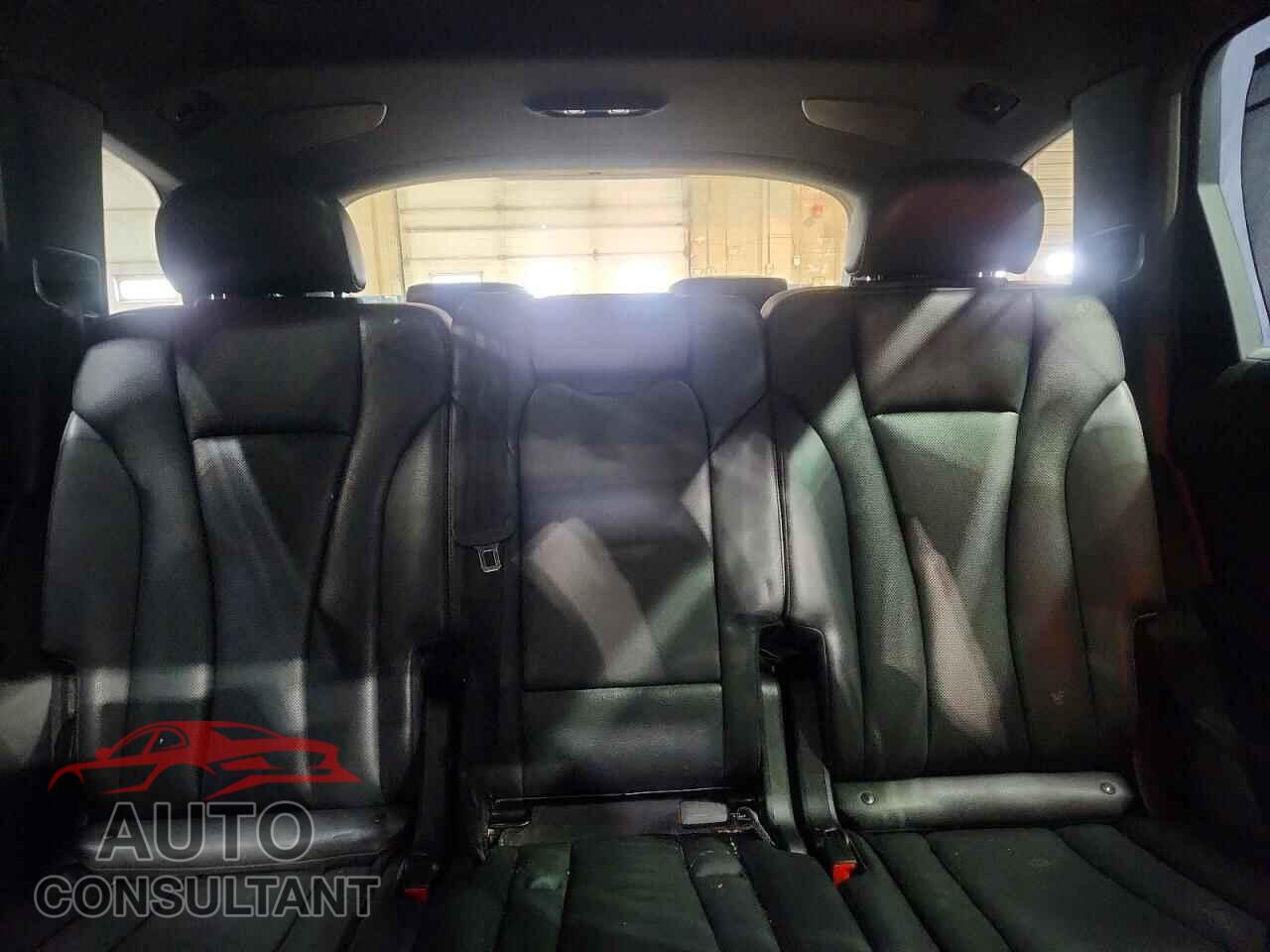 AUDI Q7 2017 - WA1LAAF78HD035274