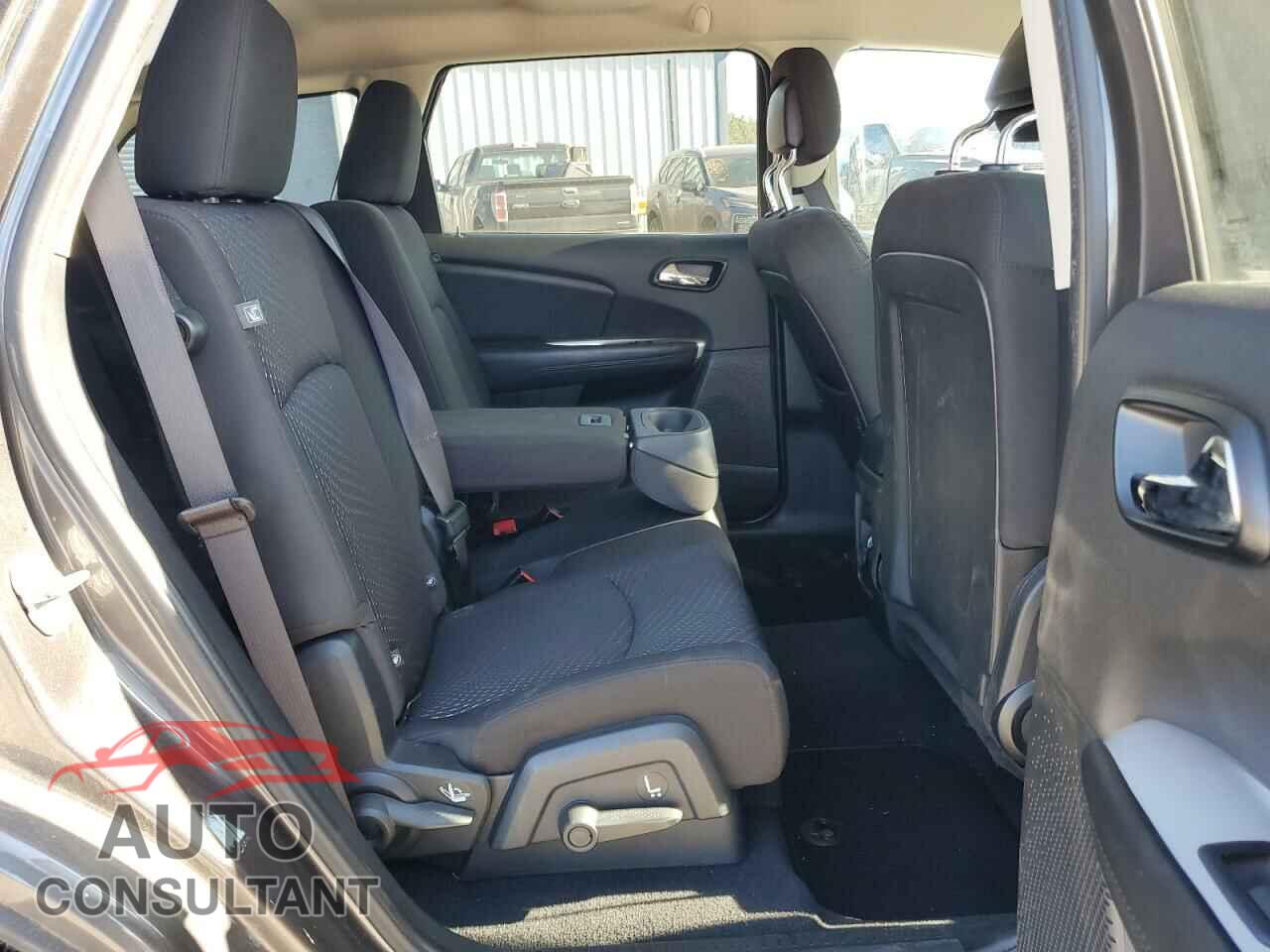 DODGE JOURNEY 2017 - 3C4PDCBG4HT518156