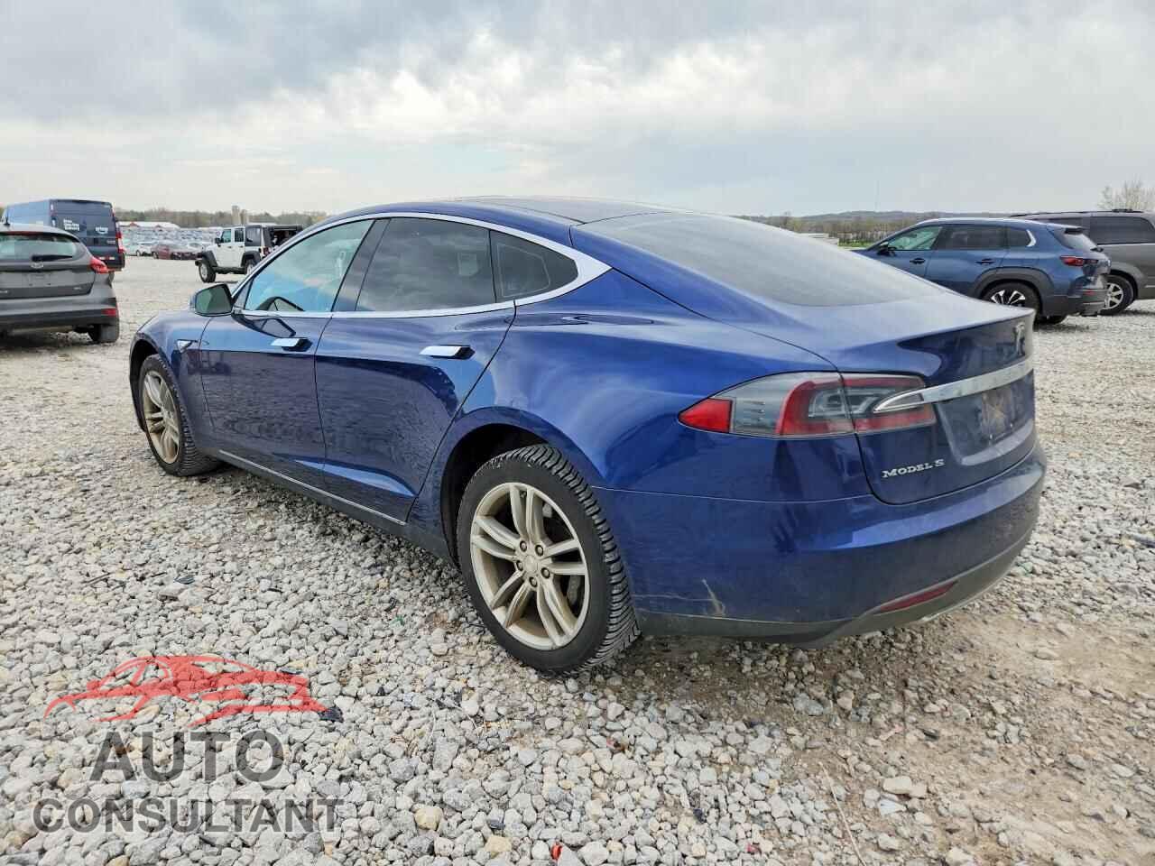 TESLA MODEL S 2015 - 5YJSA1S24FF089804
