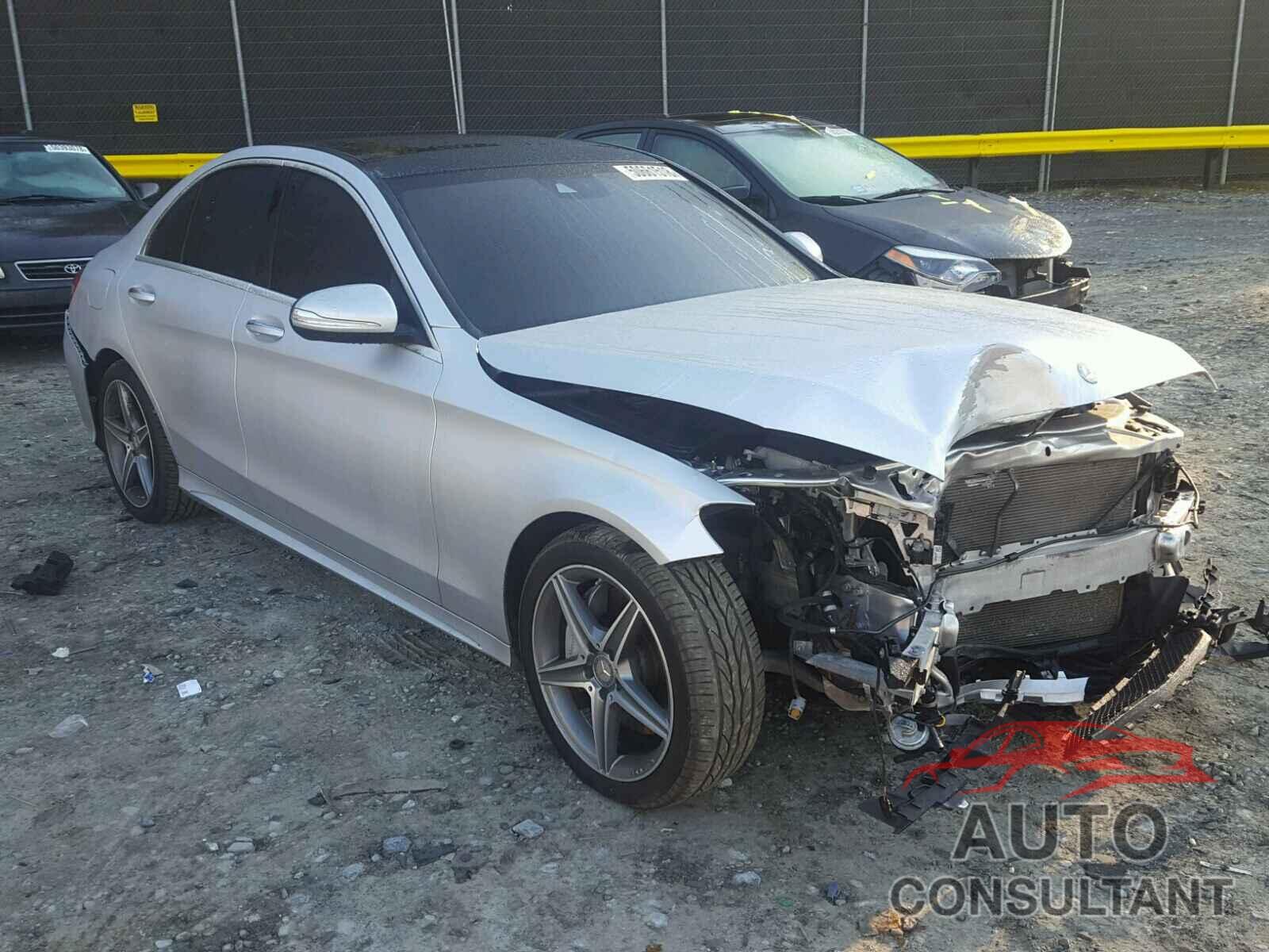 MERCEDES-BENZ C 400 4MAT 2015 - 55SWF6GBXFU036970